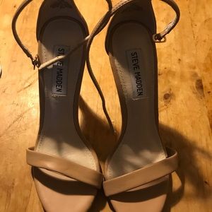 Steve Madden nude heels